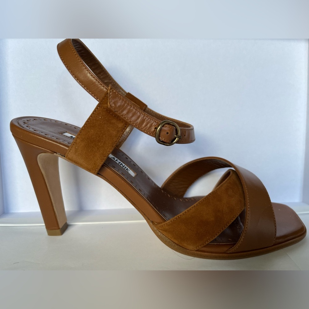 Manolo Blahnik Tan Leather Sandals With Heel NEW NOT USED - Picture 5 of 10